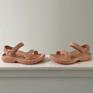 Teva Hurricane Drift